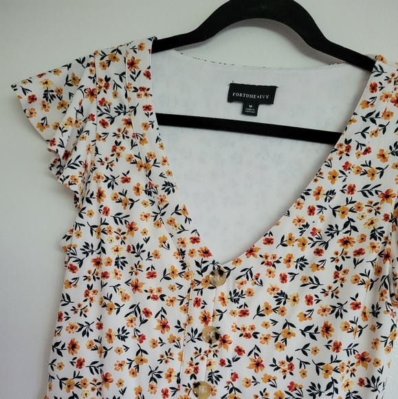 White floral sundress, Fortune + Ivy, Medium - Picture 3 of 8